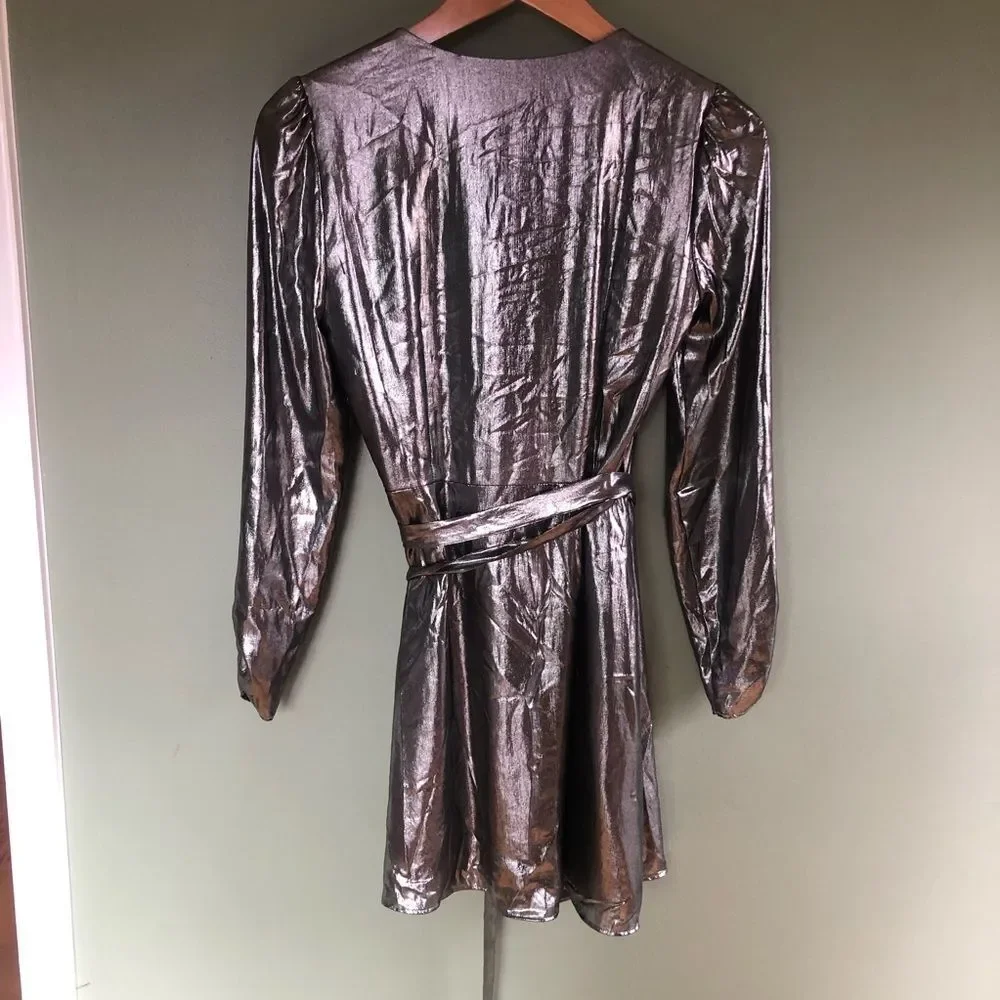 NWT Gianni Bini Silver Metallic Party Dress (XS)